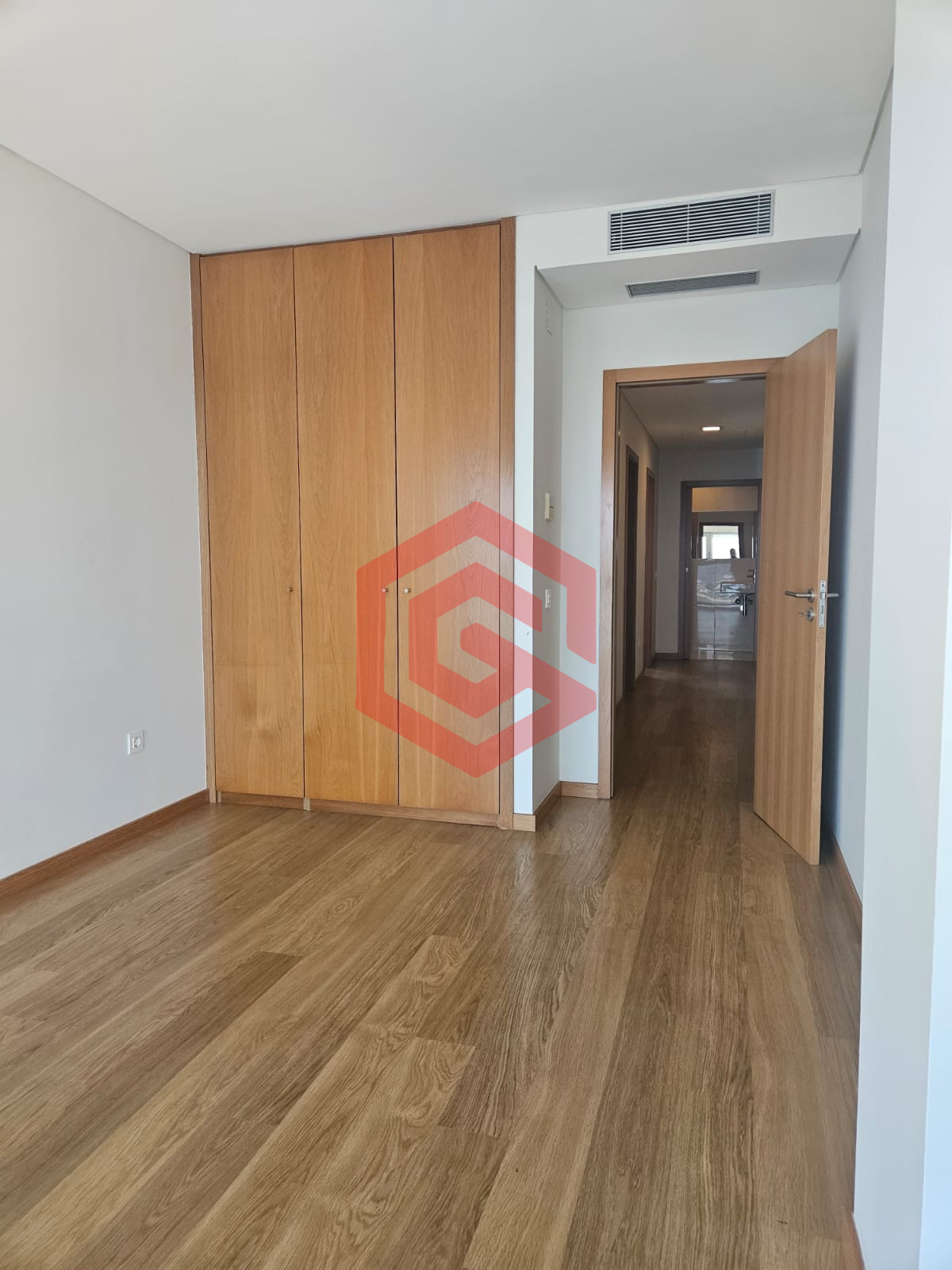 WhatsApp Image 2026-02-10 at 11.52.09 xf