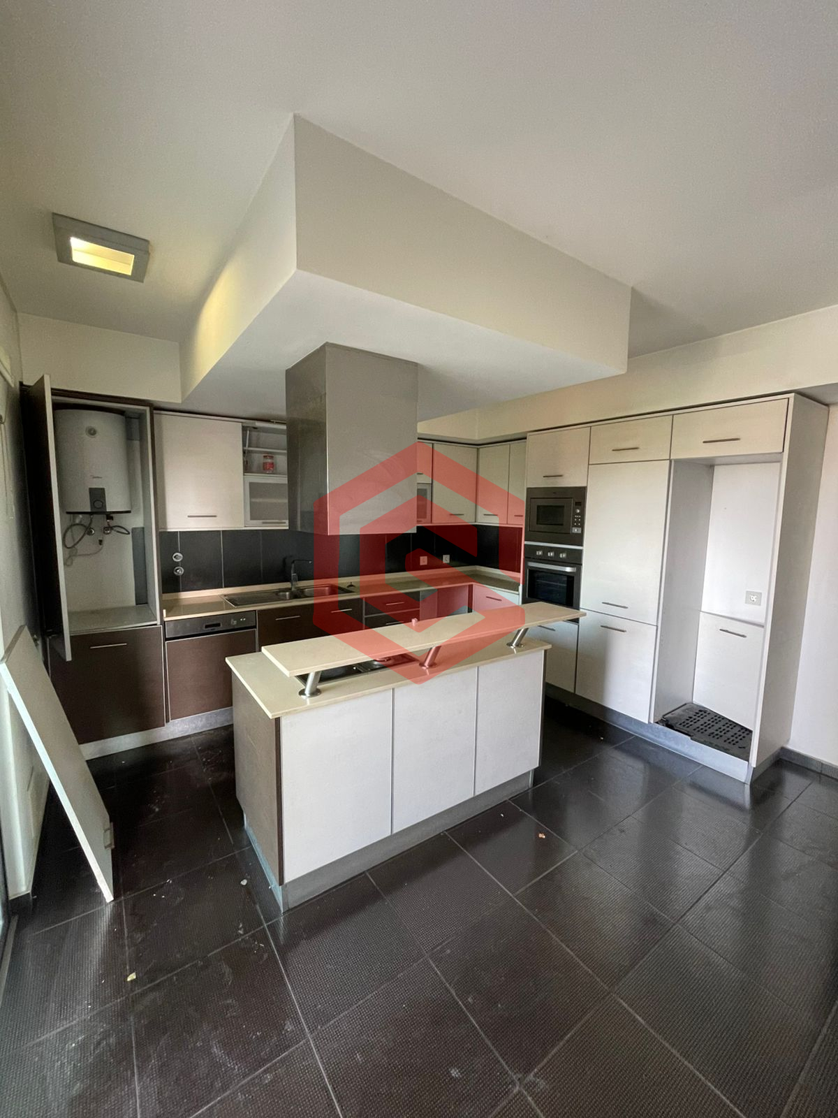 WhatsApp Image 2026-02-10 at 16.44.16