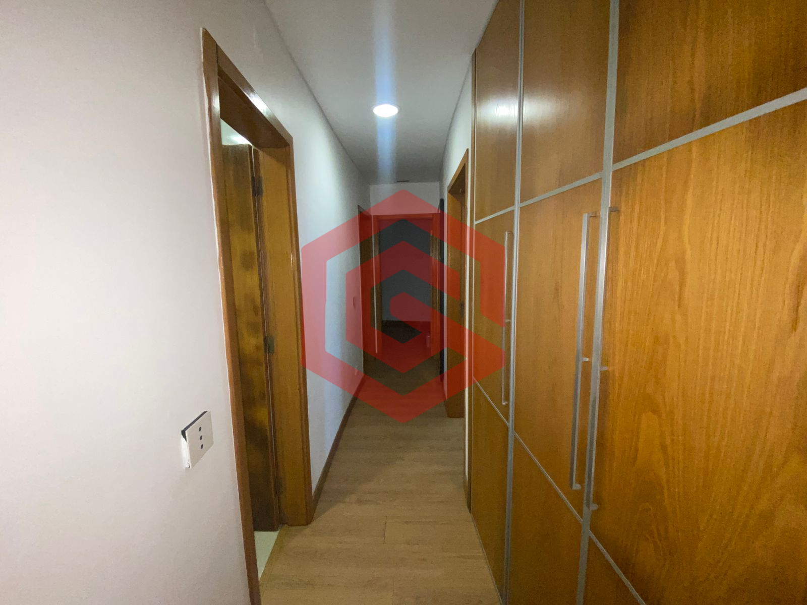 WhatsApp Image 2026-03-25 at 15.07.55rey ht