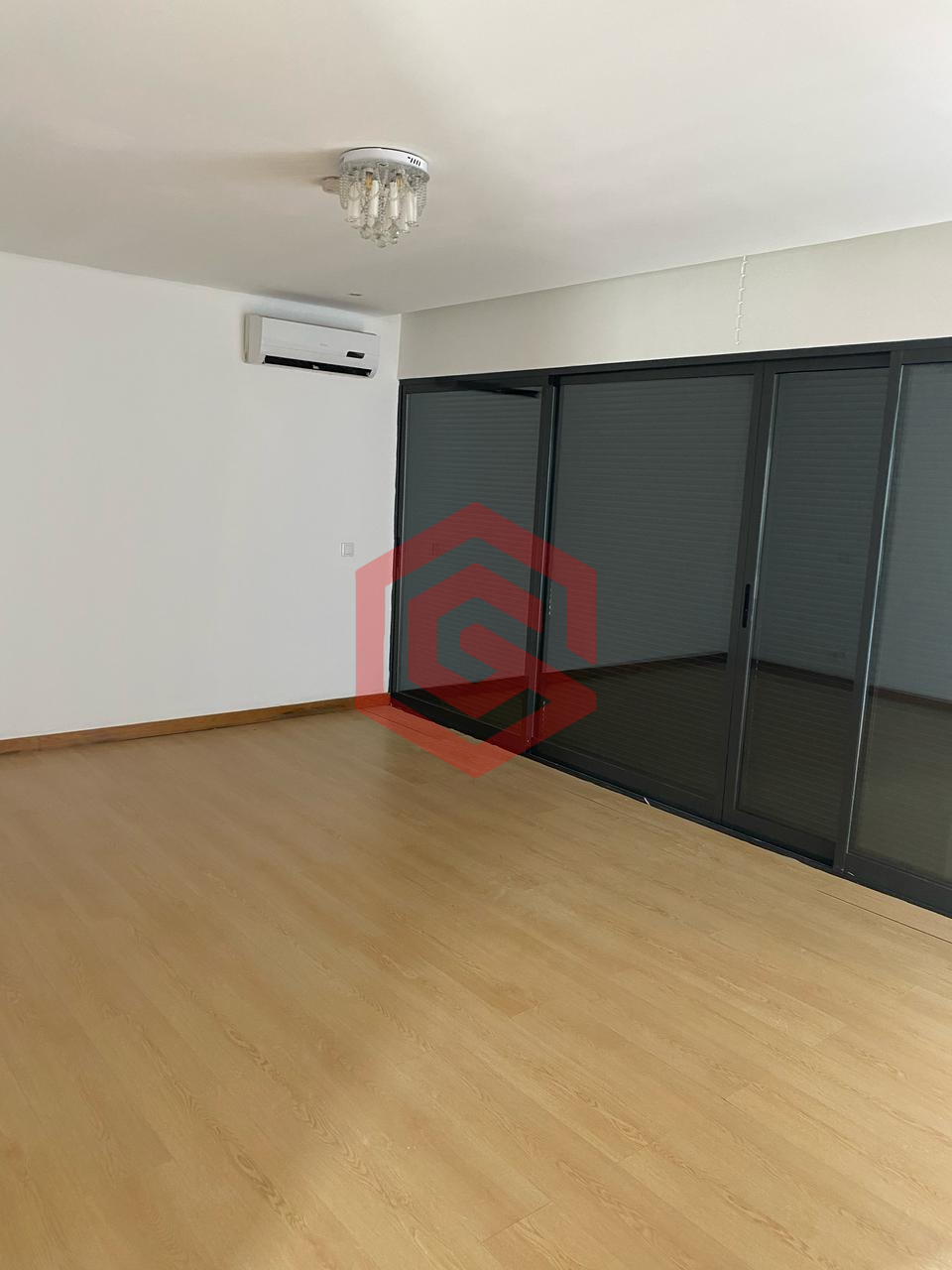 WhatsApp Image 2026-03-28 at 09.13.52