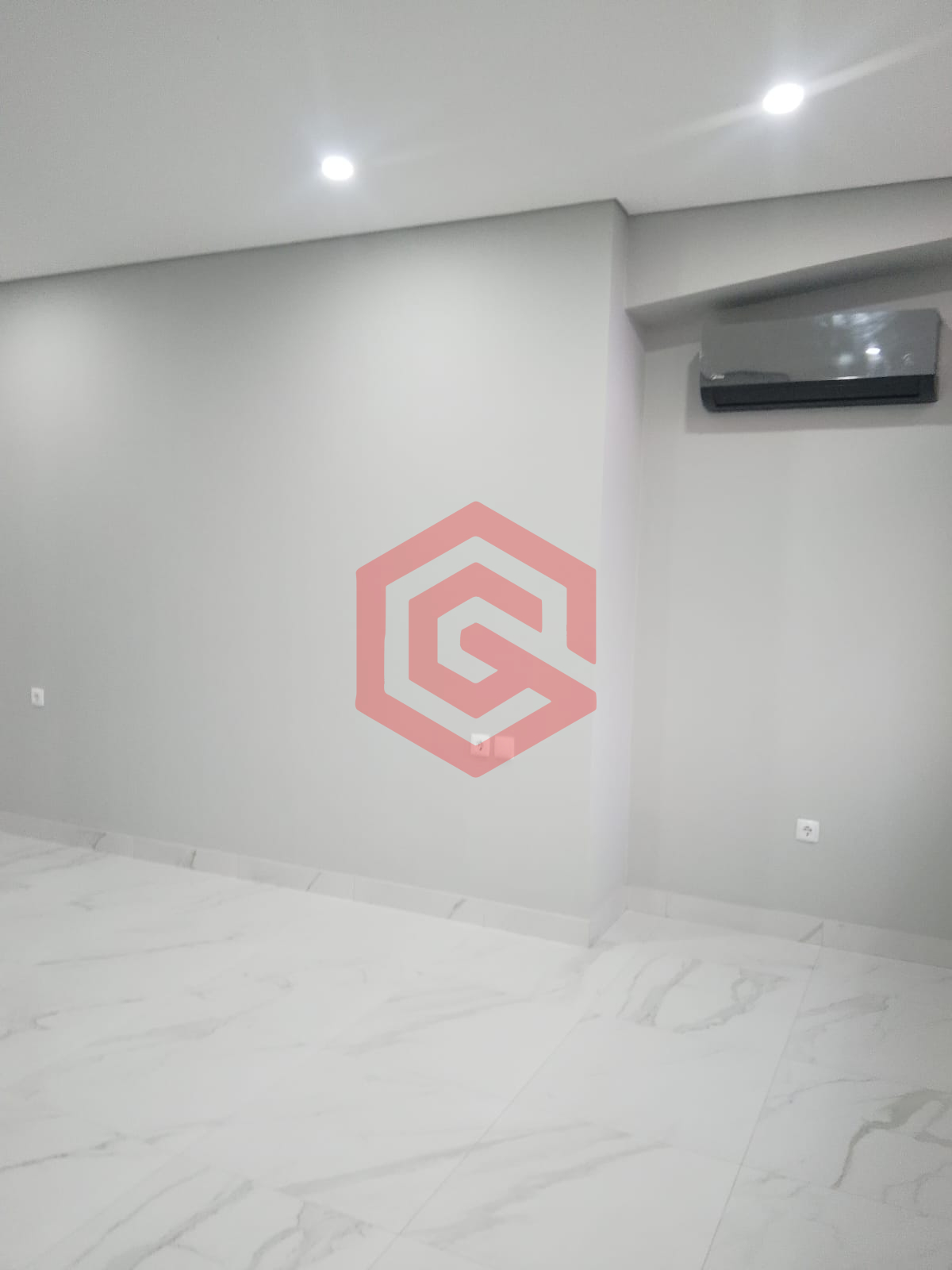 WhatsApp Image 2026-04-06 at 14.41.53